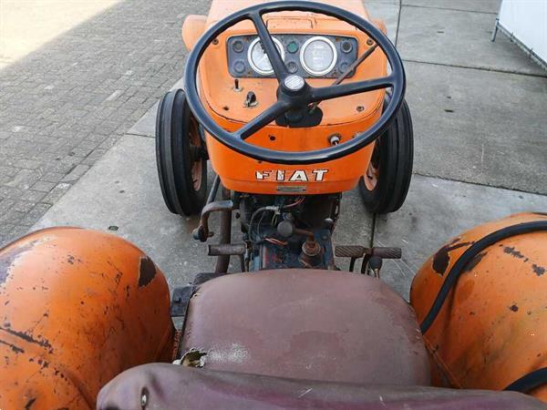 Grote foto fiat 450 tractor agrarisch tractoren