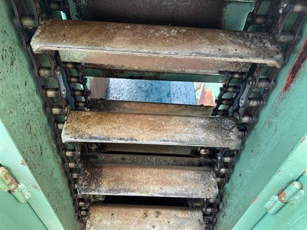 Grote foto heto gregoire potmachine voor het vullen van grote containers potten agrarisch tuinbouw