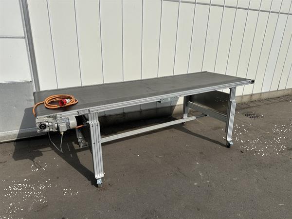 Grote foto engel transportband 300x98cm agrarisch transportbanden