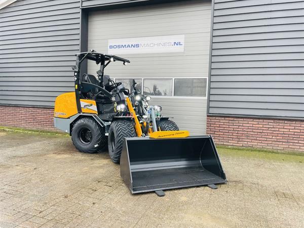 Grote foto giant g2700 x tra hd jubileum editie minishovel nieuw 699 lease agrarisch shovels