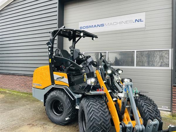 Grote foto giant g2700 x tra hd jubileum editie minishovel nieuw 699 lease agrarisch shovels