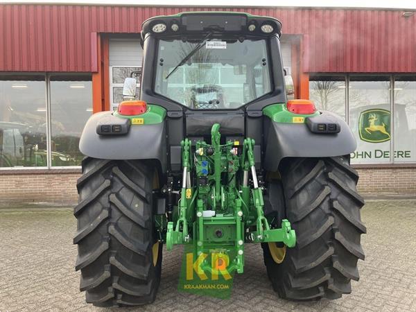 Grote foto john deere 6120m 691687 agrarisch tractoren