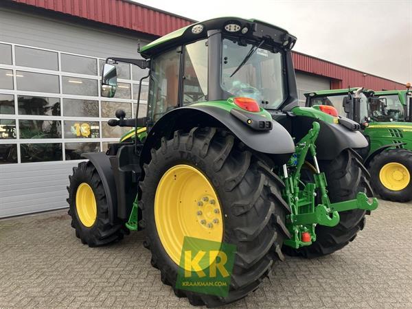 Grote foto john deere 6120m 691687 agrarisch tractoren