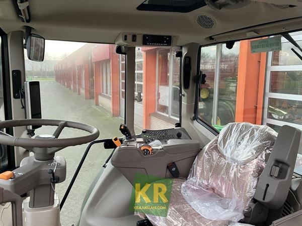 Grote foto john deere 6090m 691713 agrarisch tractoren