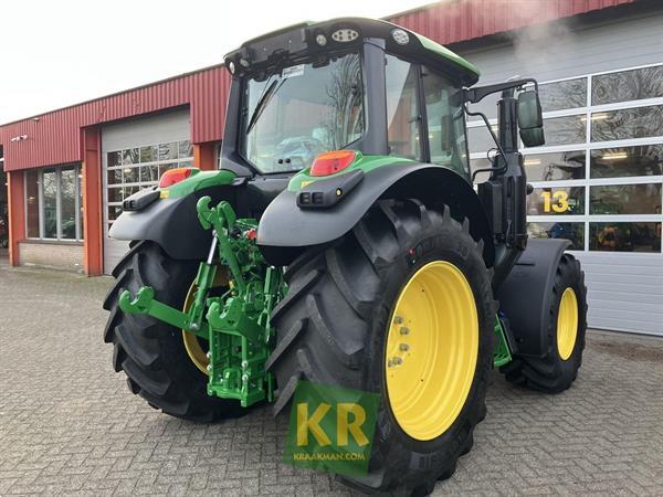 Grote foto john deere 6090m 691713 agrarisch tractoren