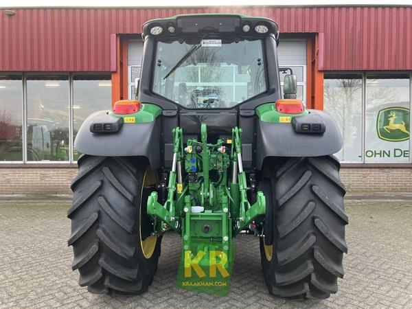 Grote foto john deere 6090m 691713 agrarisch tractoren