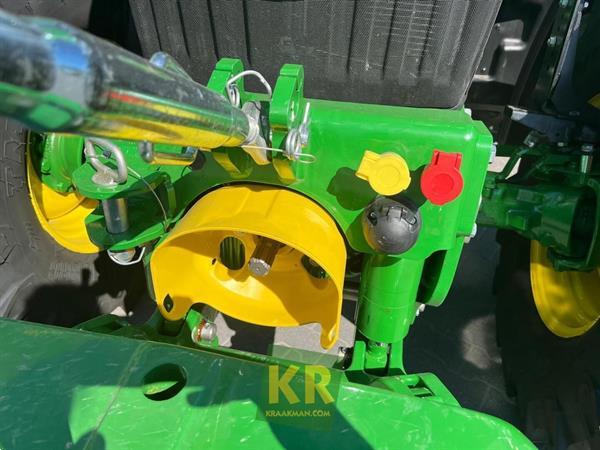 Grote foto john deere 6120m 692398 agrarisch tractoren