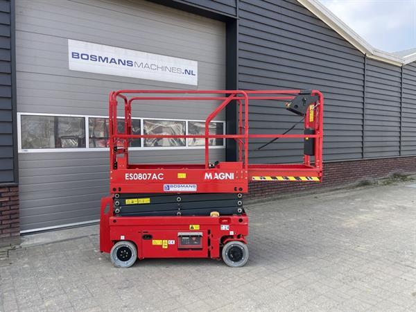Grote foto magni es0807 ac schaarhoogwerker bj 2023 26 uur doe het zelf en verbouw hoogwerkers