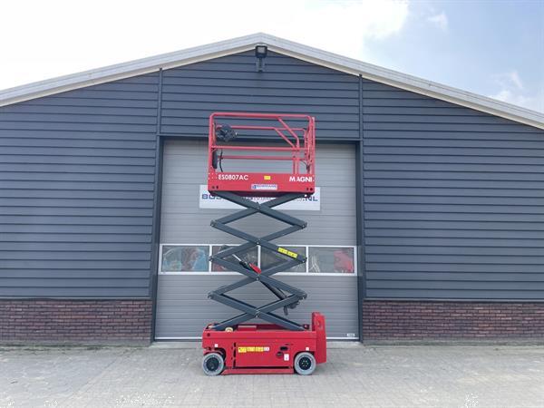 Grote foto magni es0807 ac schaarhoogwerker bj 2023 26 uur doe het zelf en verbouw hoogwerkers