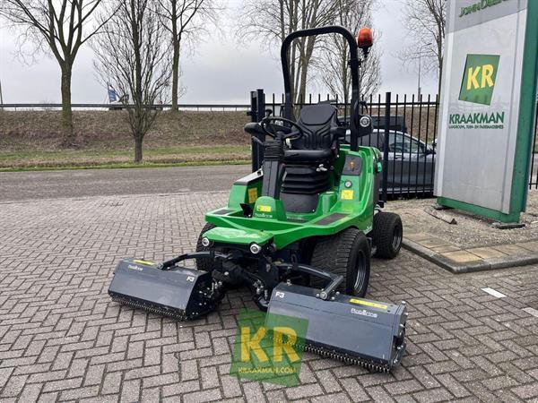 Grote foto roberine f3 64138 agrarisch maaiers