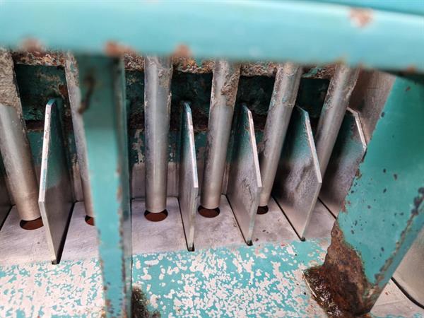 Grote foto unger perfekt 250 34 2gv 8r pottenpers met mechanische zaaimachine en zanddoseerunit agrarisch tuinbouw