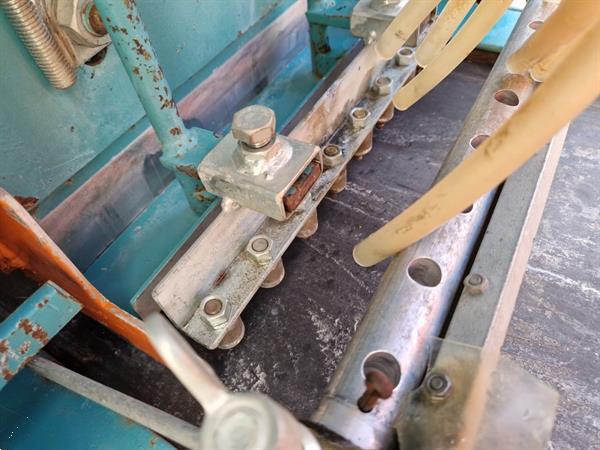 Grote foto unger perfekt 250 34 2gv 8r pottenpers met mechanische zaaimachine en zanddoseerunit agrarisch tuinbouw