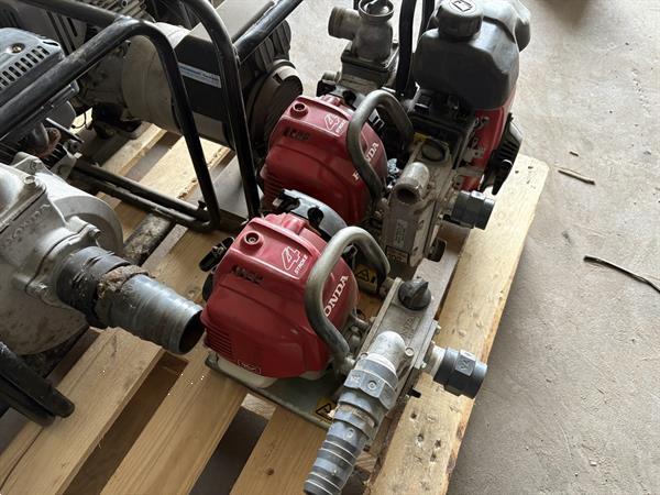 Grote foto honda waterpomp benzine 3 stuks agrarisch beregeningapparatuur