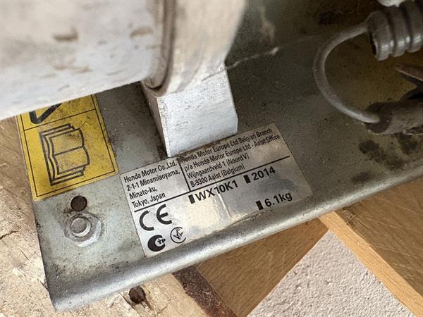 Grote foto honda waterpomp benzine 3 stuks agrarisch beregeningapparatuur