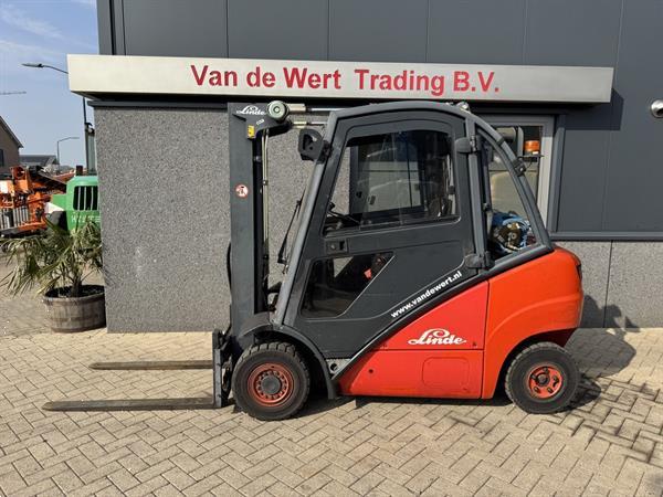 Grote foto linde h25t triplo 470 freelift sideshift lpg 2004 agrarisch heftrucks