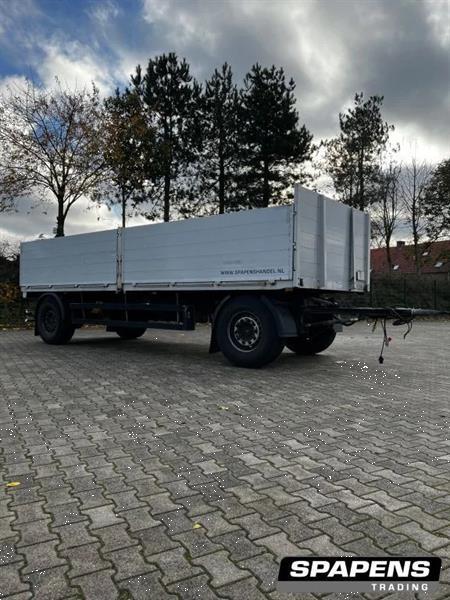 Grote foto schwarzm ller aanhanger met kleppen . landbouw wagen platte kar agrarisch aanhangwagens