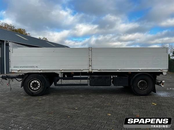 Grote foto schwarzm ller aanhanger met kleppen . landbouw wagen platte kar agrarisch aanhangwagens