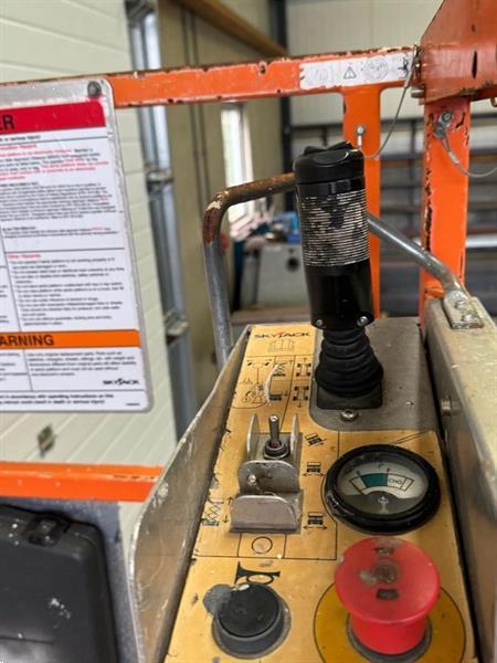 Grote foto skyjack sj3220 schaarlift hoogwerker doe het zelf en verbouw hoogwerkers