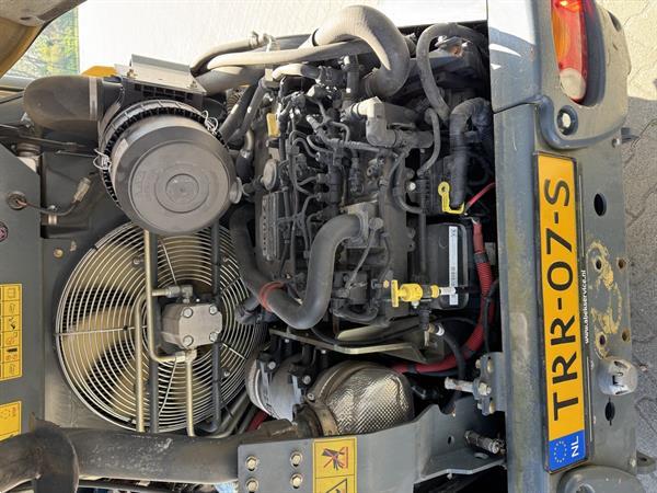 Grote foto mustang loader incl bak en lepels agrarisch shovels