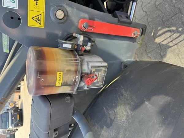 Grote foto mustang loader incl bak en lepels agrarisch shovels