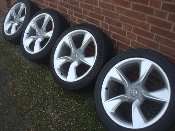 Grote foto 19 inch astral opel astra zafira ampera 5x115 auto onderdelen banden en velgen