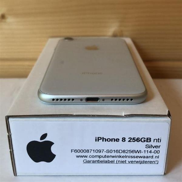 Grote foto magazijn opruiming apple iphone 8 zilver 256gb simlockvrij garantie op op telecommunicatie apple iphone