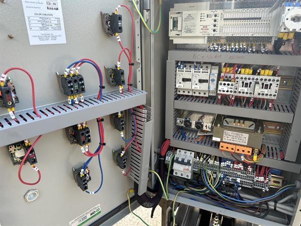 Grote foto sorma acf 115 bakjes bakjesvulmachine agrarisch tuinbouw