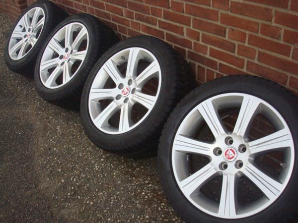 Grote foto 18 originele jaguar xf comodora edition velgen auto onderdelen banden en velgen