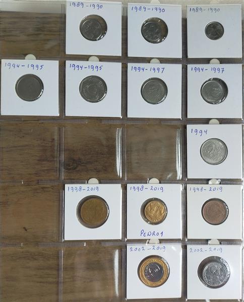 Grote foto 1850 munten in 9 albums uit de gehele ereld postzegels en munten overig