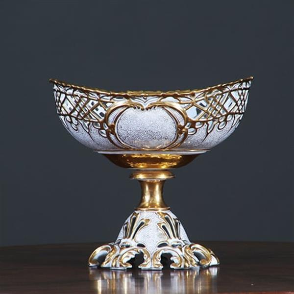 Grote foto groot tafel stuk of piece de milieu wit porselein met goud begin 19e eeuw no.270160 antiek en kunst stoelen en banken
