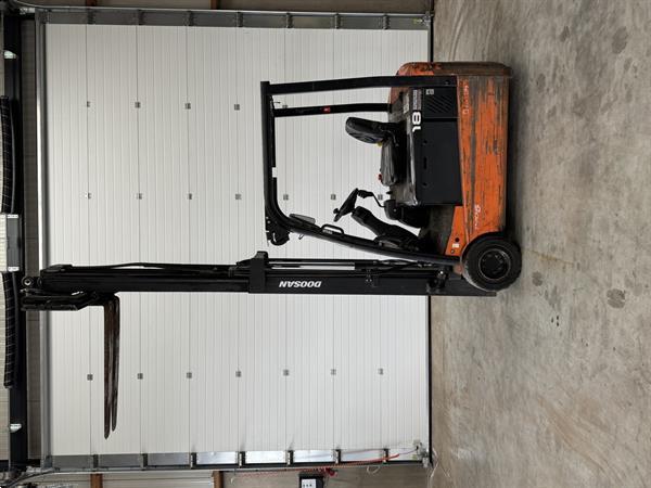 Grote foto doosan 1800kg heftruck freelift agrarisch heftrucks