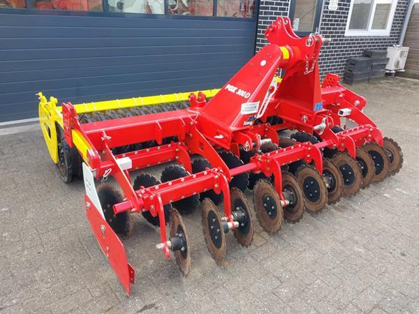 Grote foto pottinger fox 300 d front schijveneg agrarisch akkerbouw