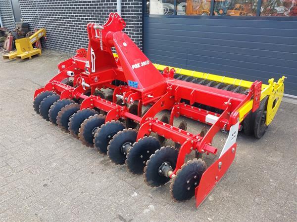 Grote foto pottinger fox 300 d front schijveneg agrarisch akkerbouw