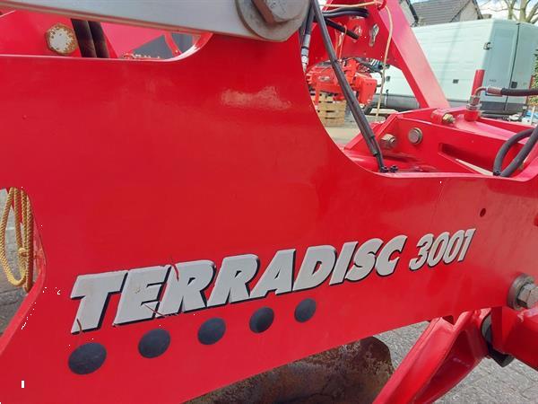 Grote foto pottinger terradisc 3001 schijveneg met pakkerwals agrarisch akkerbouw