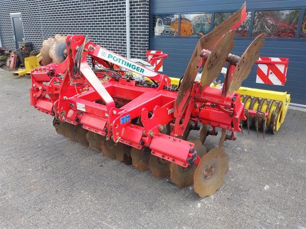 Grote foto pottinger terradisc 3001 schijveneg met pakkerwals agrarisch akkerbouw