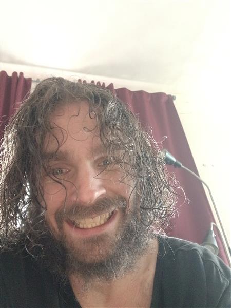 Grote foto op zoek naar een lieverd contacten en berichten man zoekt vrouw