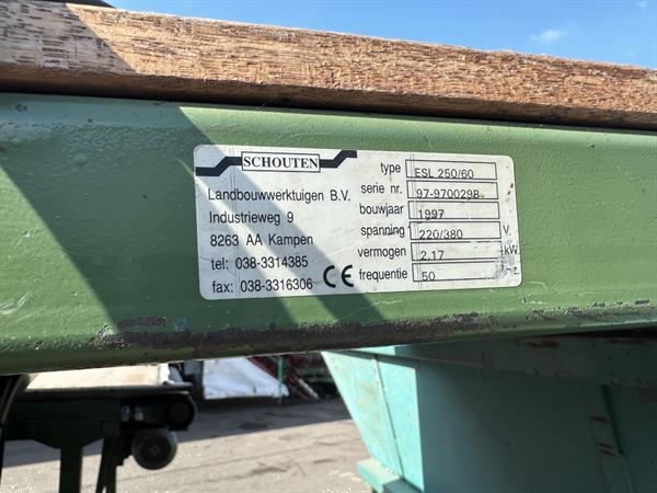 Grote foto schouten leesband met trilzeef agrarisch transportbanden