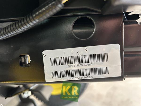 Grote foto john deere x167 692701 tuin en terras zitmaaiers