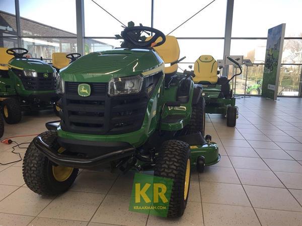 Grote foto john deere x167 692702 tuin en terras zitmaaiers