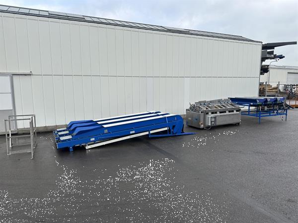 Grote foto s b cp 800 12 bp afweegmachine met frame en 3 elevatoren toevoertransportbanden agrarisch tuinbouw