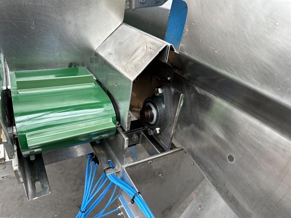 Grote foto s b cp 800 12 bp afweegmachine met frame en 3 elevatoren toevoertransportbanden agrarisch tuinbouw