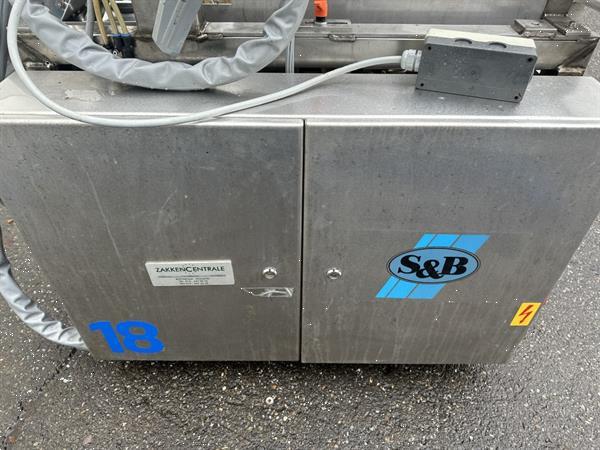 Grote foto s b cp 800 12 bp afweegmachine met frame en 3 elevatoren toevoertransportbanden agrarisch tuinbouw