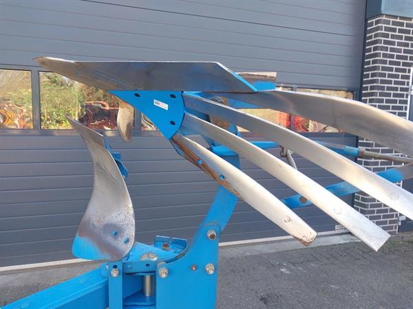 Grote foto lemken variopal 7 ploeglichaam stroken rister agrarisch ploegen