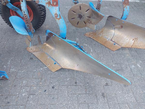 Grote foto lemken vari opal 7 4 schaar ploeg agrarisch ploegen