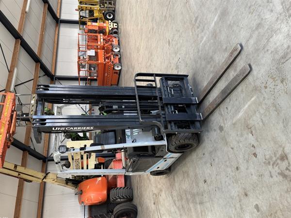 Grote foto uni carriers nissan triple sideshift agrarisch heftrucks