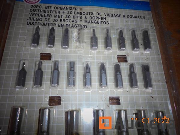 Grote foto schroevendraaier bits doe het zelf en verbouw onderdelen en accessoires