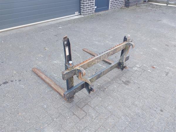 Grote foto palletvork met euro snelwissel agrarisch algemeen