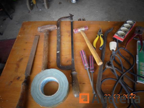 Grote foto kist met gereedschap doe het zelf en verbouw gereedschappen en machines