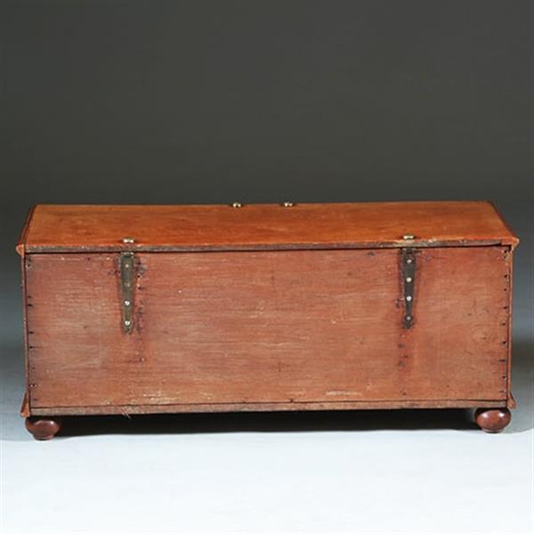 Grote foto kleine koloniale kist ca 1800 djatihout met bronzen beslag no.280310 antiek en kunst stoelen en banken