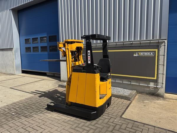 Grote foto vs 22141 compacte triplex reachtruck jungheinrich 4250mm sideshift doe het zelf en verbouw hefwerktuigen